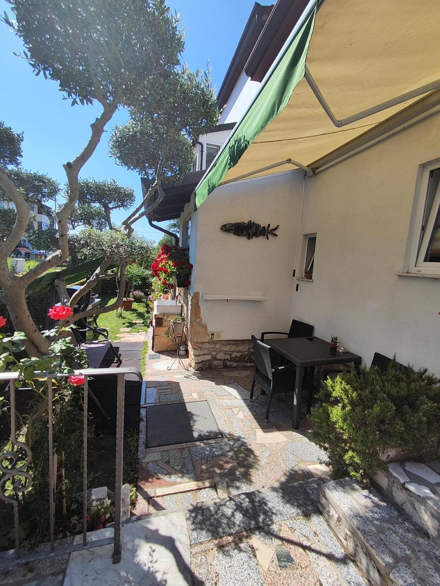 Susy Apartment Umag Exterior foto