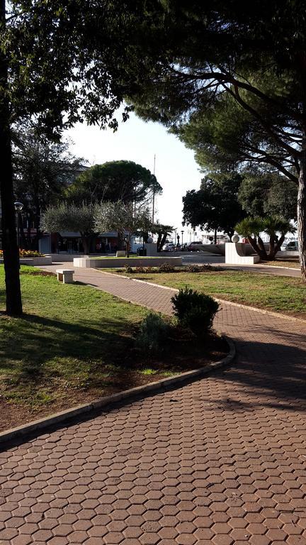 Susy Apartment Umag Exterior foto